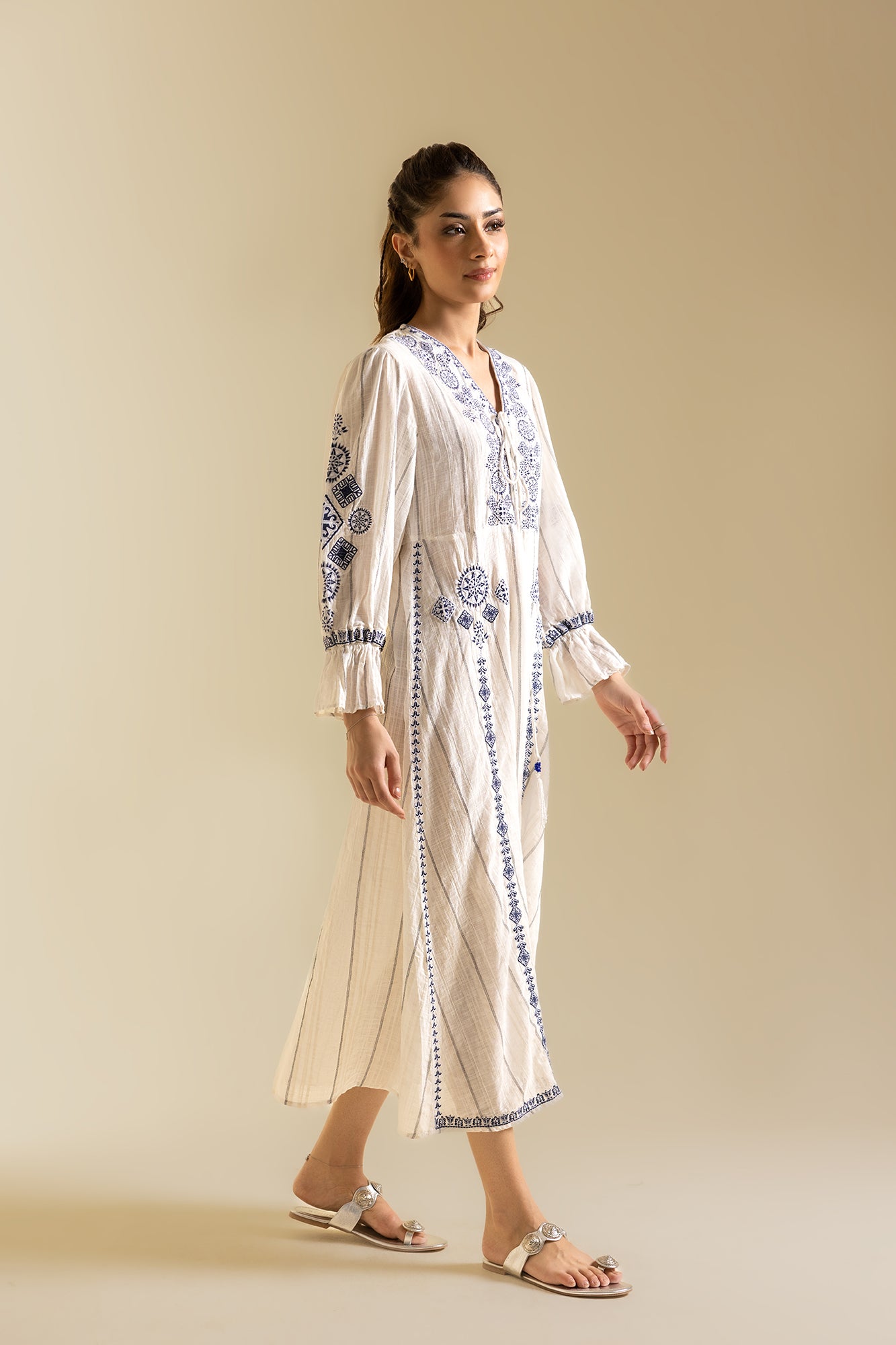 DRESS (S3E119/914/0505)