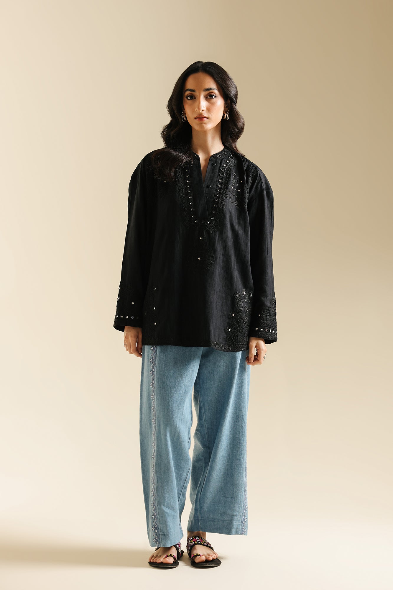 KURTI (S4E0588/119/902)