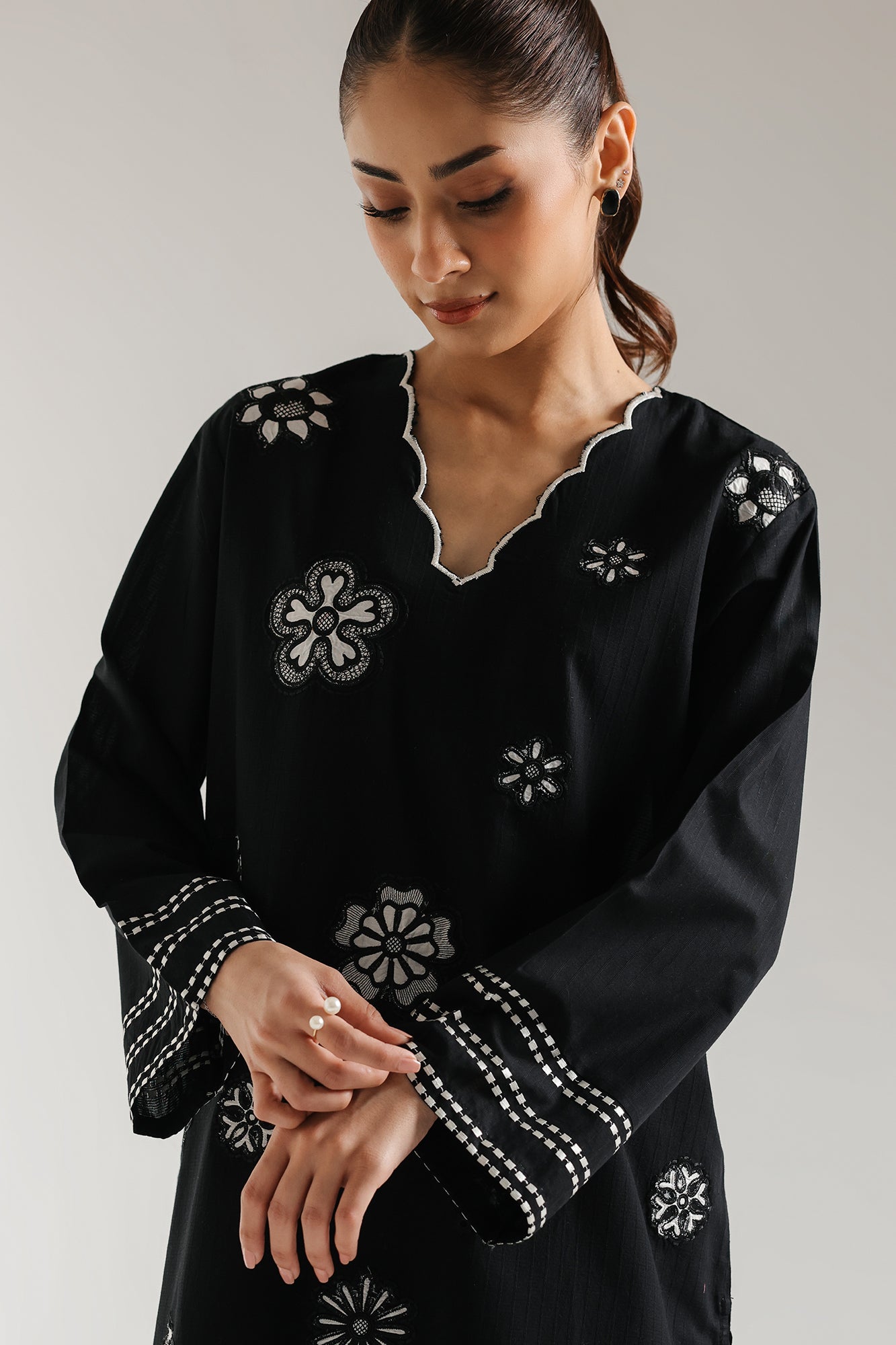 EMBROIDERED SHIRT (S4E102/902/6371)